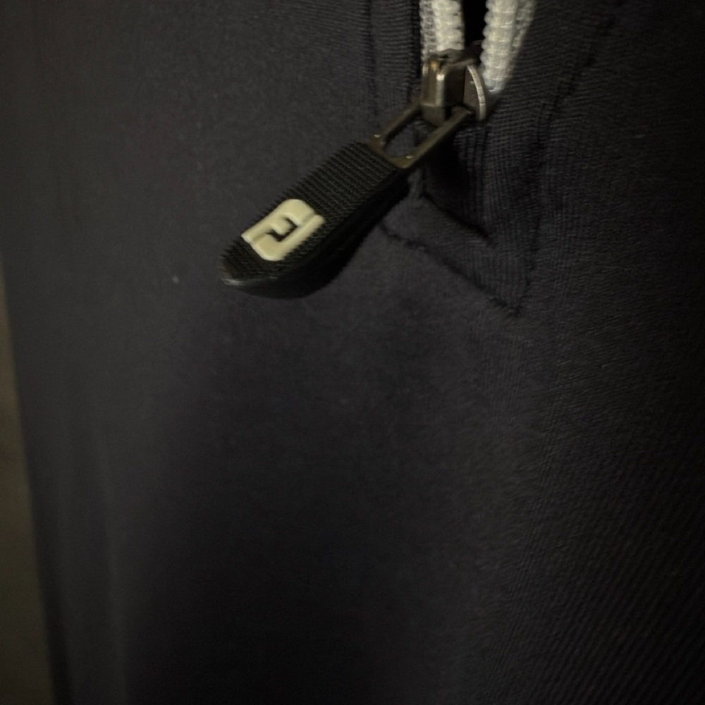 Foot Joy Navy Sleeveless Zip-Up Vest - Picture 2 of 4